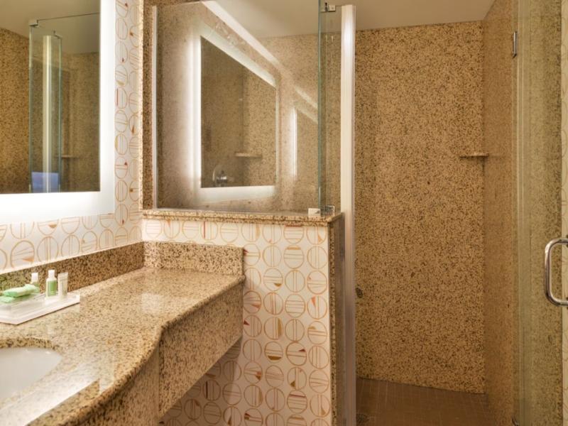 Holiday Inn Hotel & Suites Rochester - Marketplace image