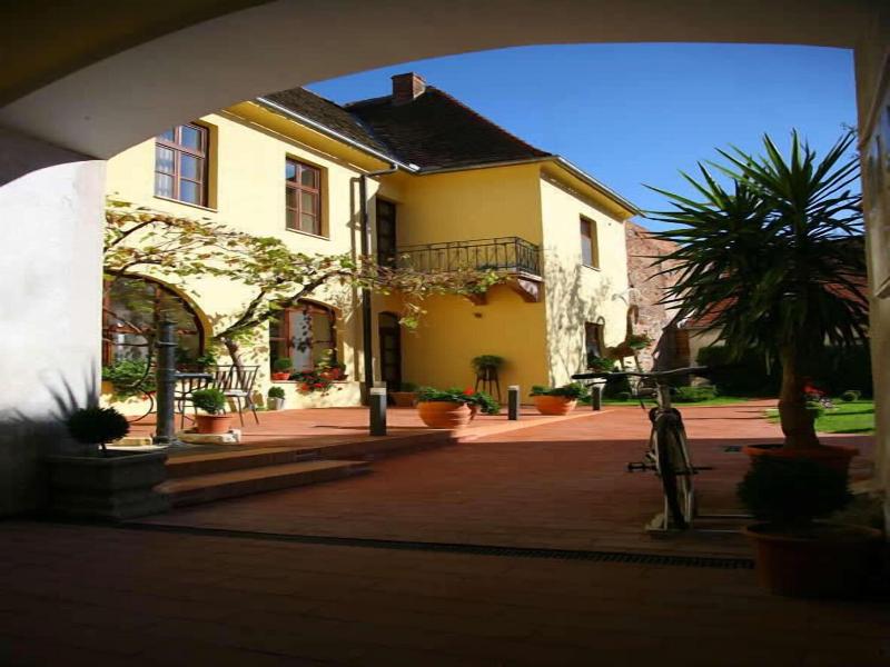 Guesthouse Maksimilian image