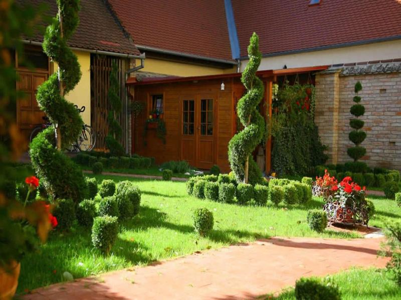 Guesthouse Maksimilian image