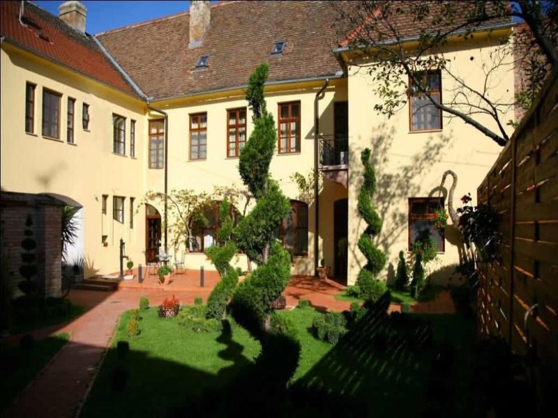 Guesthouse Maksimilian image