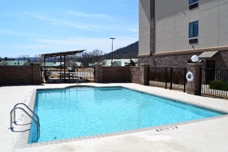 Holiday Inn Express Hotel & Suites Heber Springs