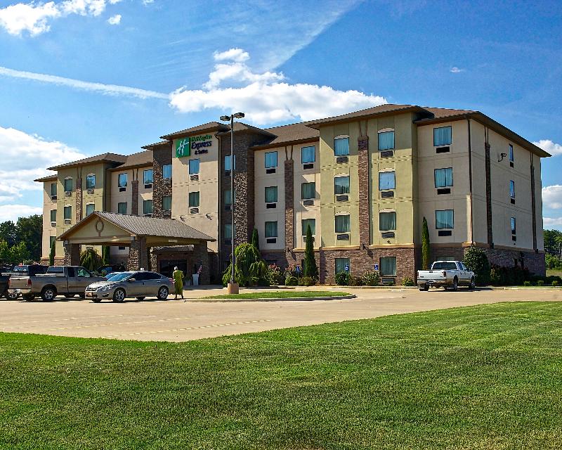 Holiday Inn Express & Suites Heber Springs By IHG