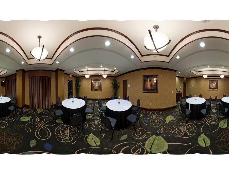Holiday Inn Express & Suites Poteau image