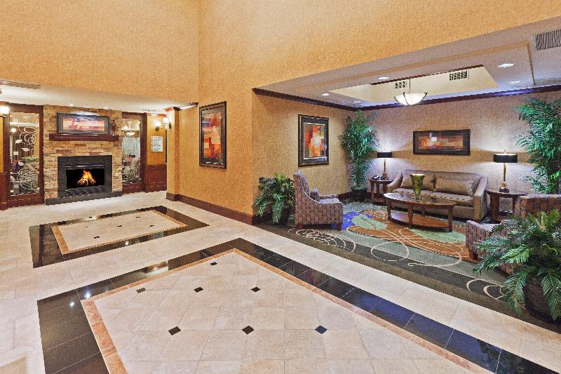Holiday Inn Express & Suites Poteau image
