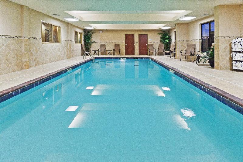 Holiday Inn Express & Suites Poteau image