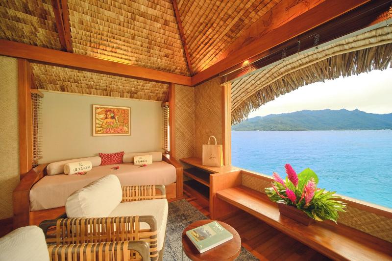 Le Taha'a Island Resort & Spa image