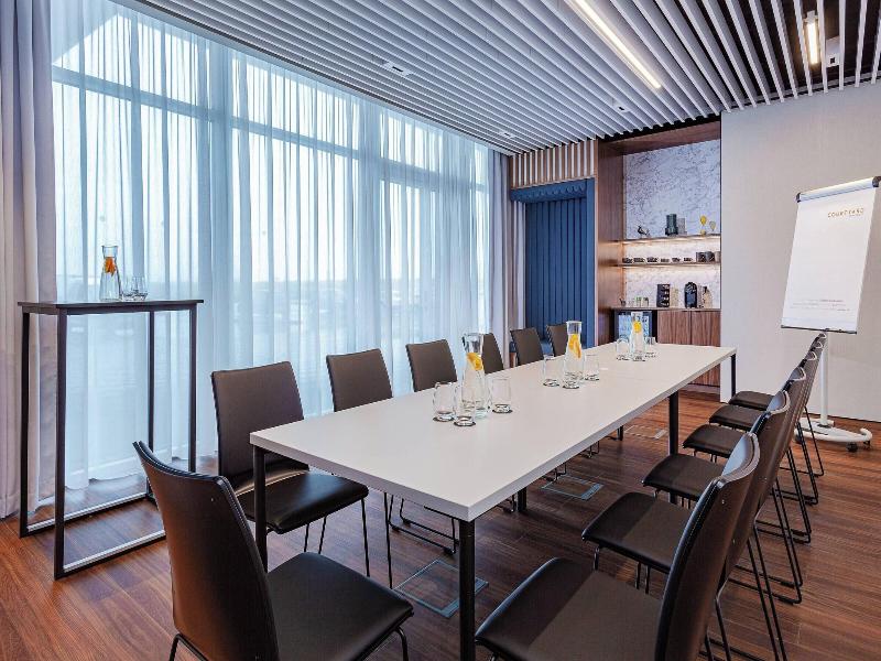 Courtyard By Marriott Reykjavik Keflavik Airport image