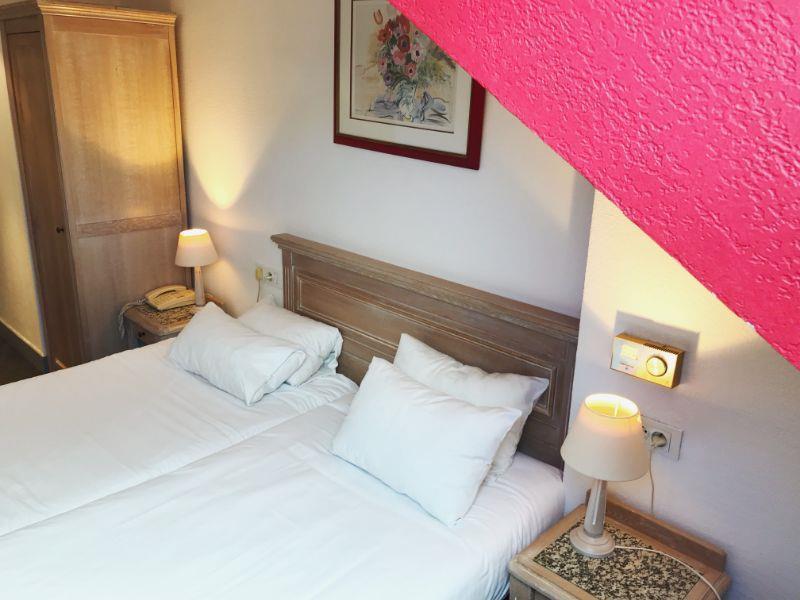Brit Hotel Aux Sacres Reims Centre image