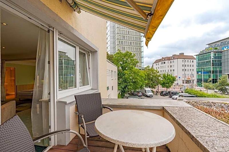 Parkhotel Crombach image