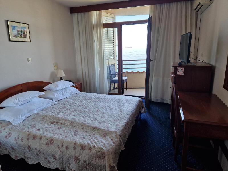 Miramare image