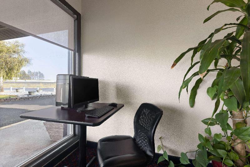 Days Inn By Wyndham Ritzville image