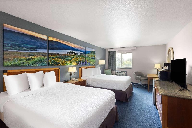 Days Inn By Wyndham Ritzville image 7