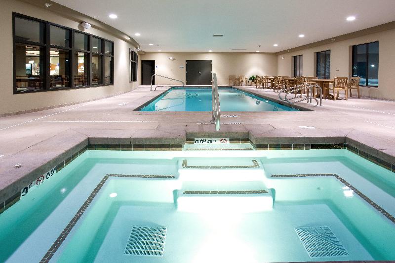 Holiday Inn Express Hotel & Suites Lander image