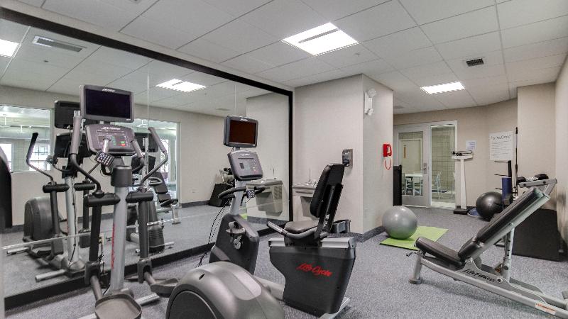 Holiday Inn Express & Suites St. Cloud image