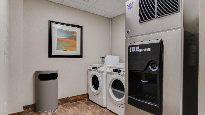 Holiday Inn Express & Suites St. Cloud image