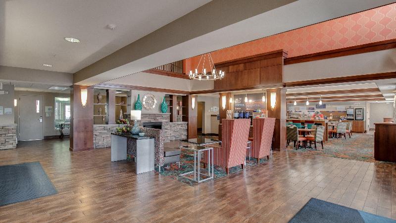 Holiday Inn Express & Suites St. Cloud image