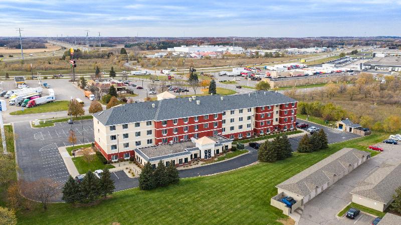 Holiday Inn Express & Suites St. Cloud image