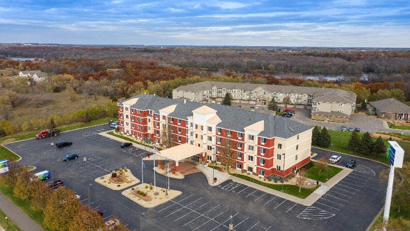 Holiday Inn Express & Suites St. Cloud image