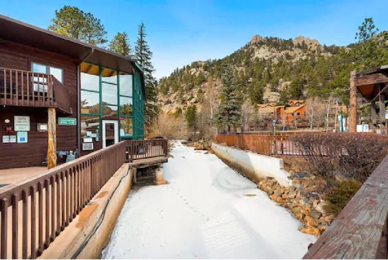 Nicky's Resort image