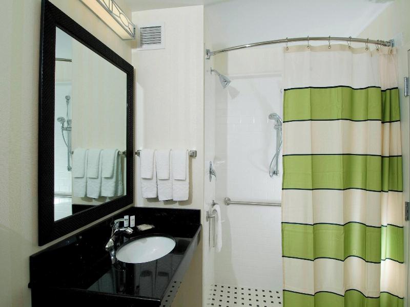 Fairfield Inn & Suites Verona image