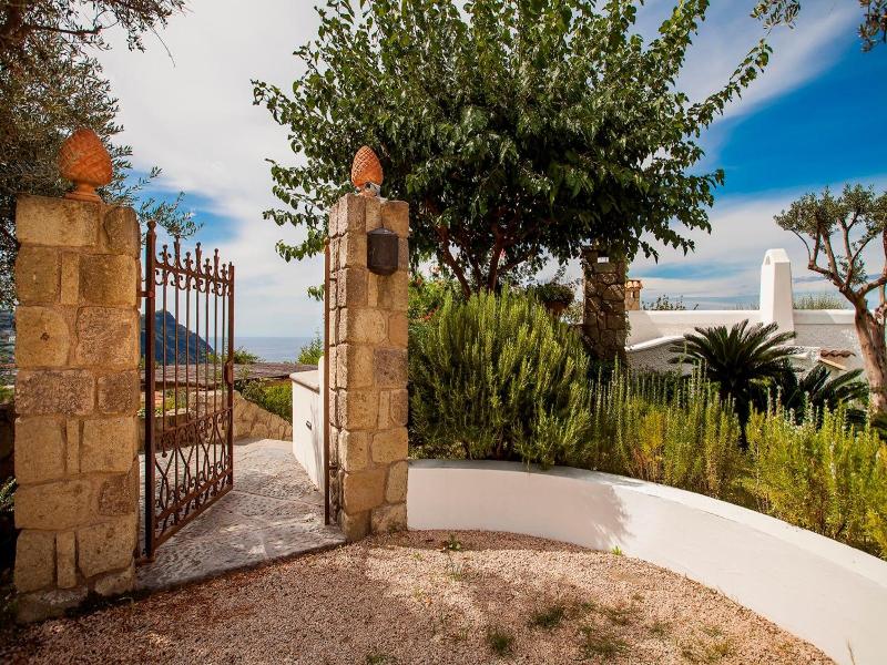 Tenuta Del Poggio Antico image