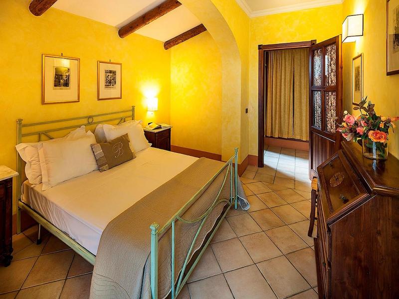 Tenuta Del Poggio Antico image