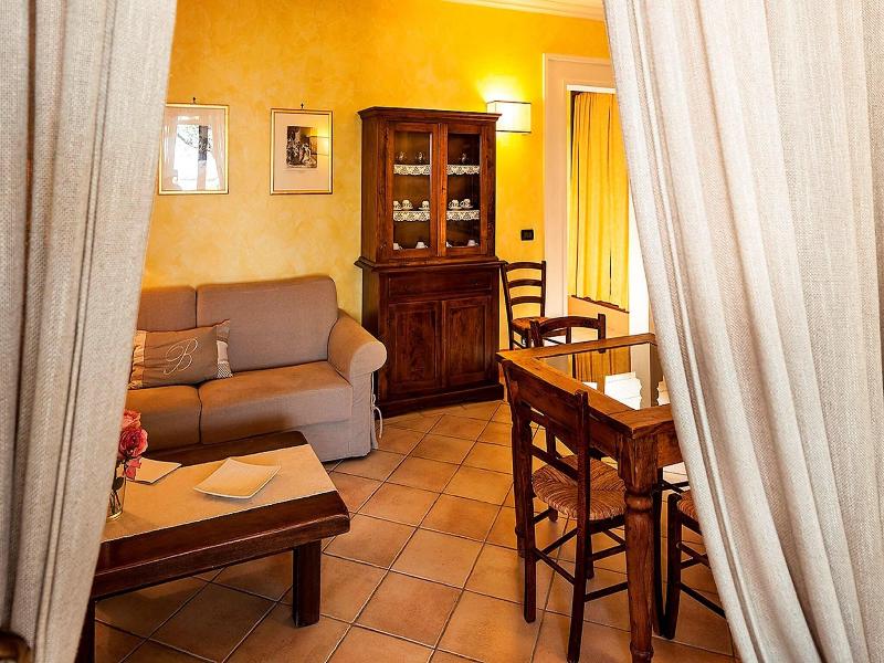 Tenuta Del Poggio Antico image