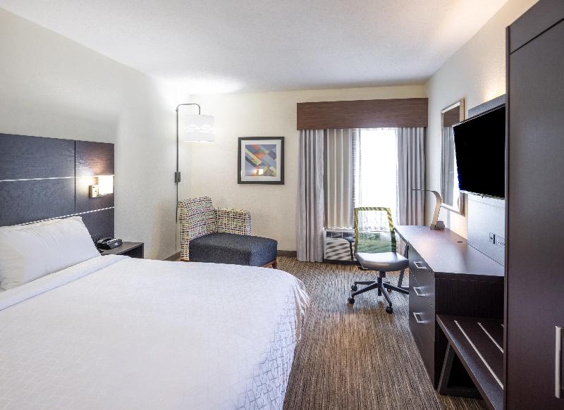 Holiday Inn Express & Suites Fort Payne image