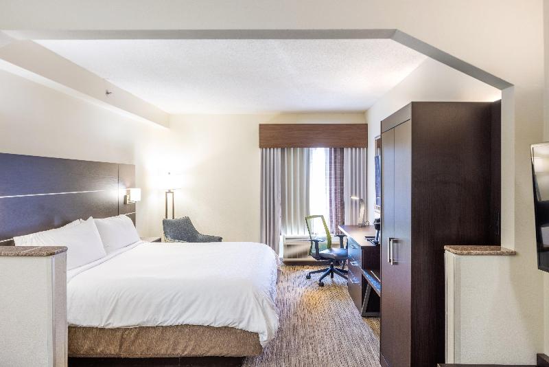 Holiday Inn Express & Suites Fort Payne image
