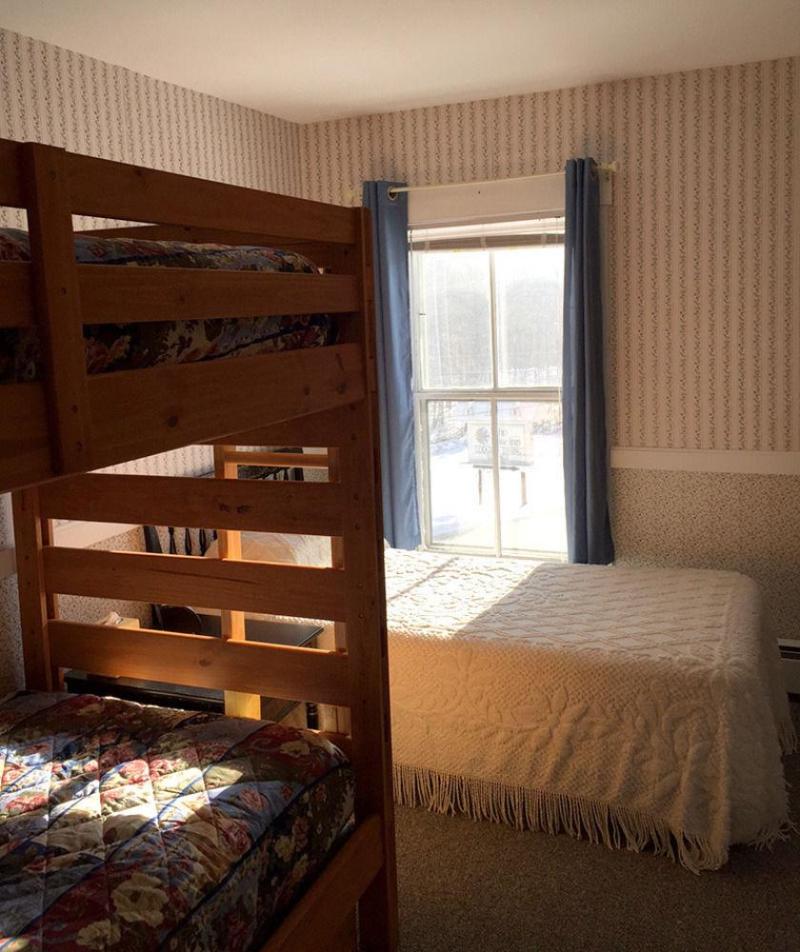 Echo Lake Inn image
