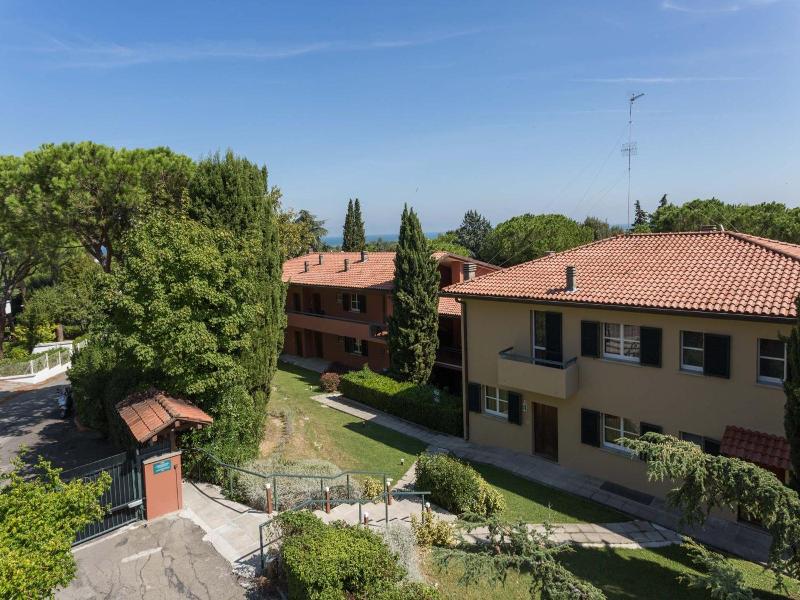 Residenze Al Colle Dei Pini image
