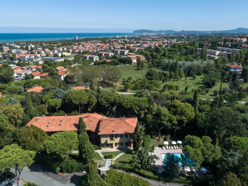 Residenze Al Colle Dei Pini image