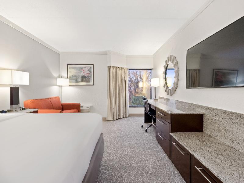 Woodcliff Hotel & Spa image
