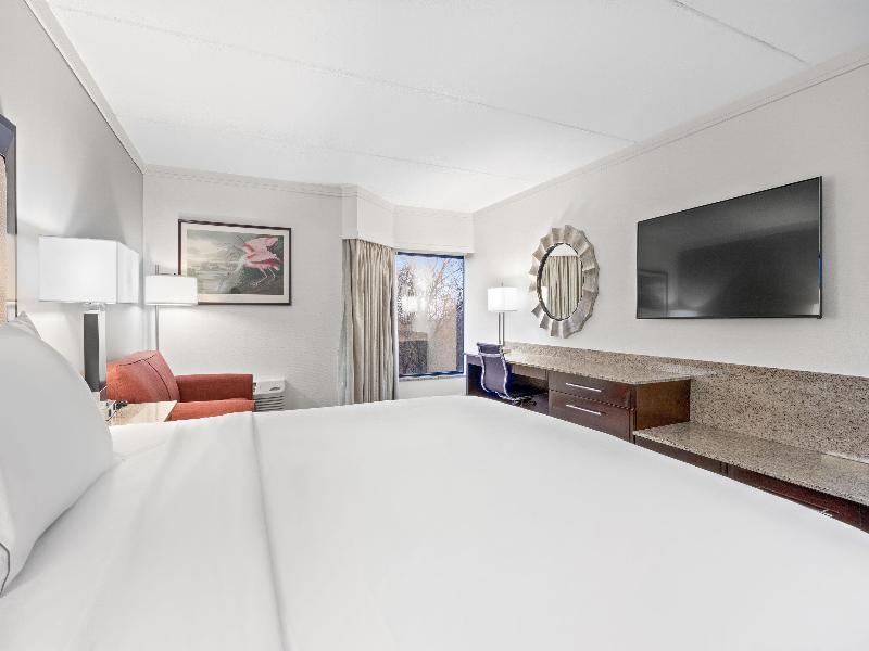 Woodcliff Hotel & Spa image