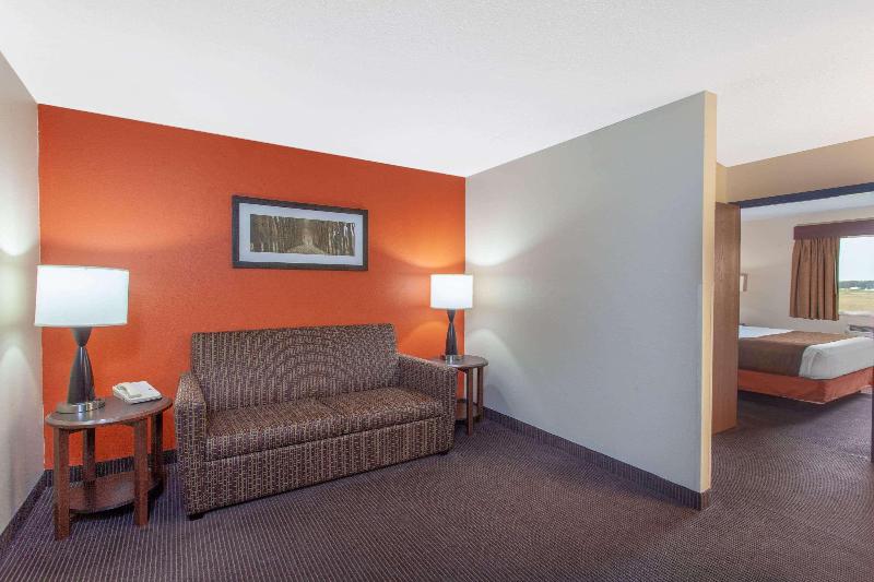 Americinn By Wyndham St. Cloud Mn I-94 image