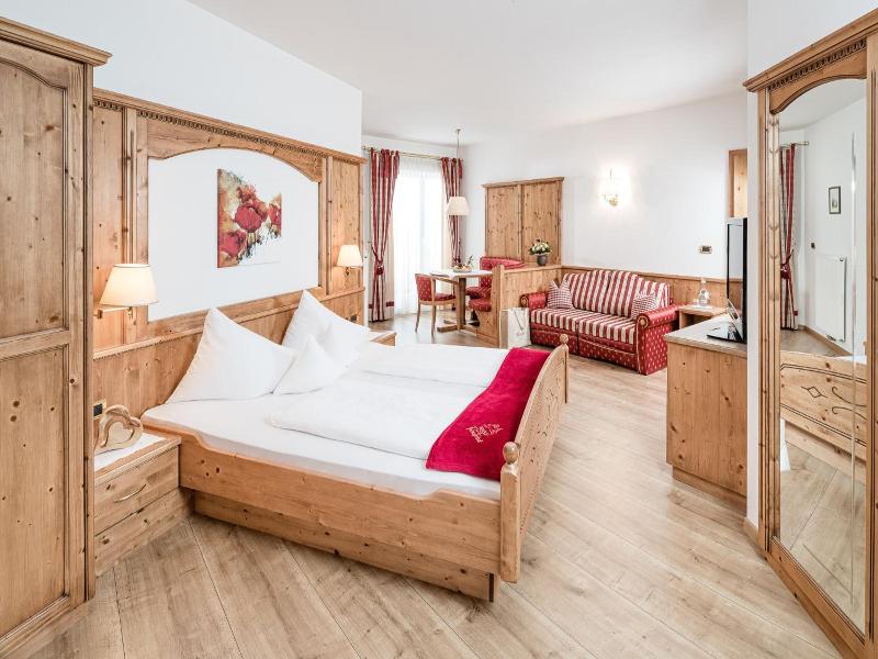Saltauserhof image
