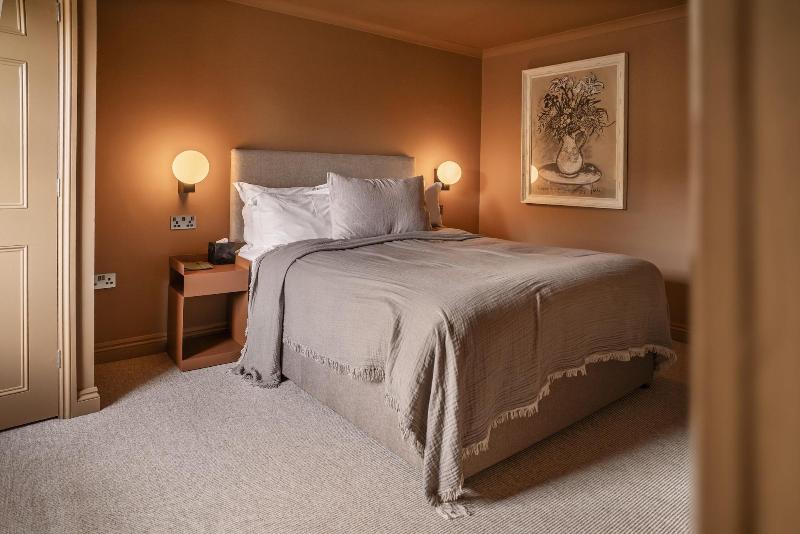 Leighton House - Boutique Guesthouse image