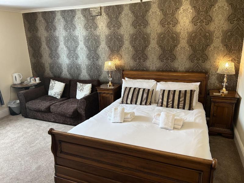 East Ayton Lodge Country House image