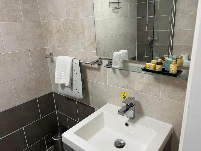 East Ayton Lodge Country House image