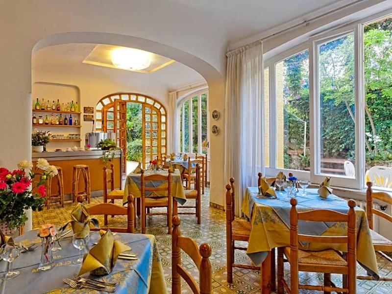 Hotel Cleopatra image