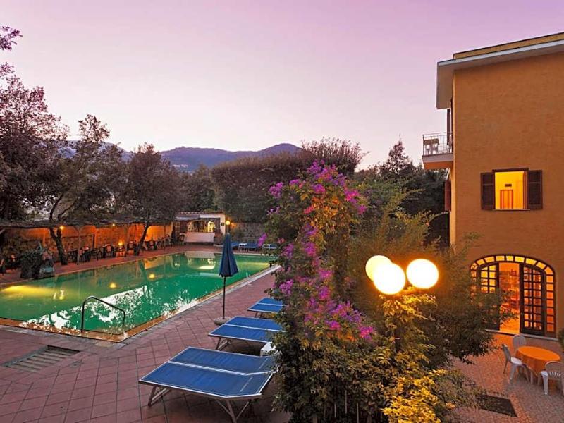 Hotel Cleopatra image