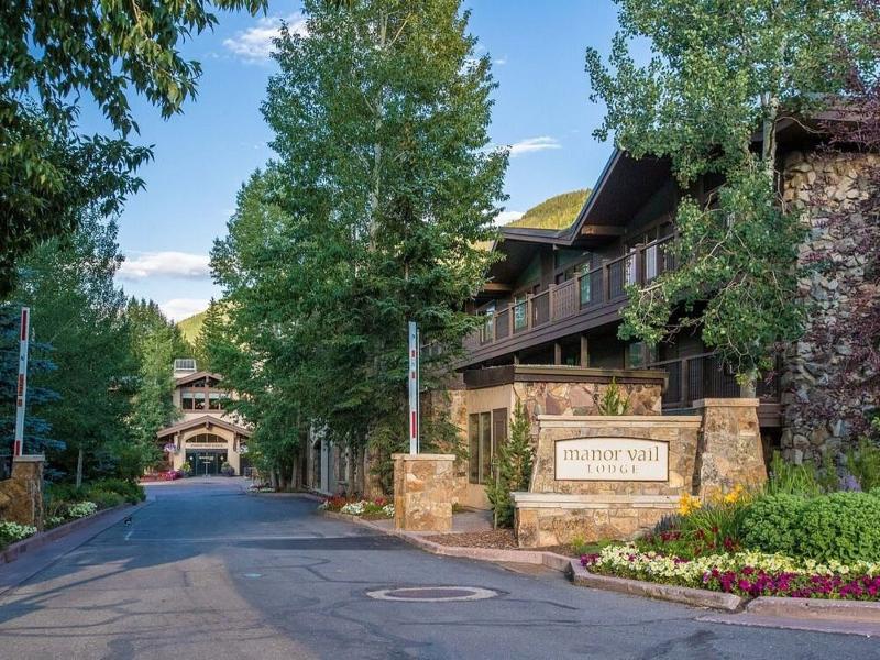 Manor Vail Lodge image