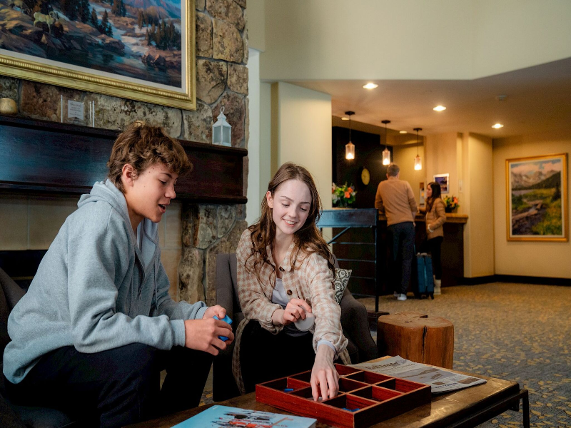 Manor Vail Lodge image