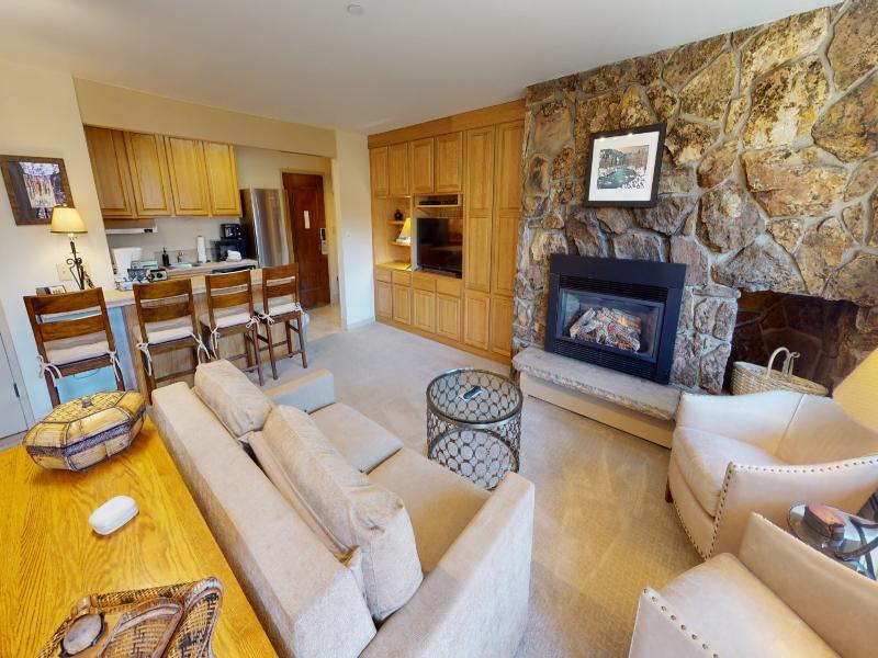 Manor Vail Lodge image
