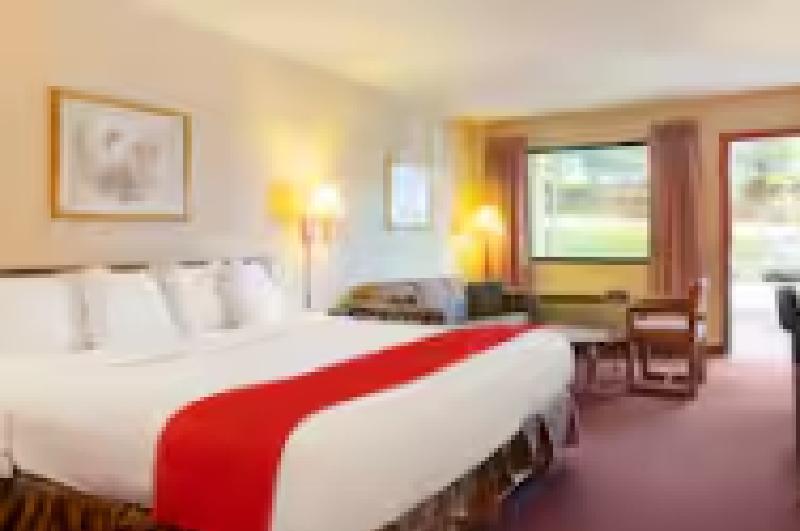 Days Inn By Wyndham Adairsville image