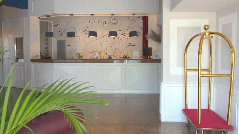 Bajamar Beach Hotel image