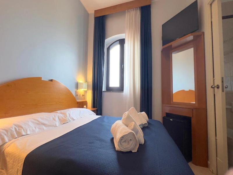 Bajamar Beach Hotel image