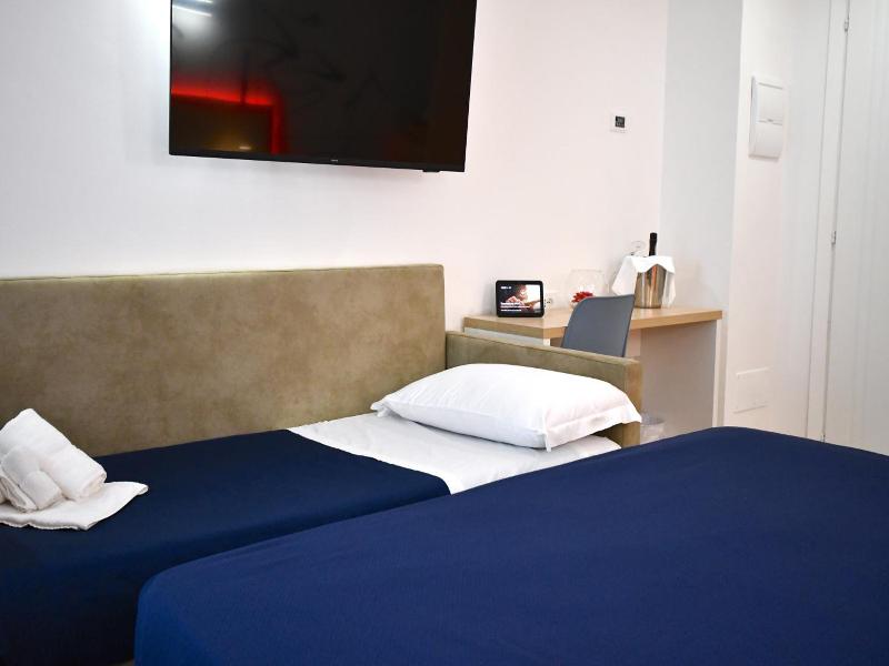 Bajamar Beach Hotel image