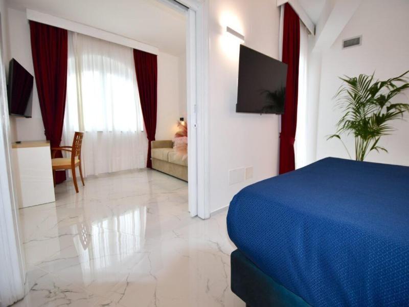 Bajamar Beach Hotel image