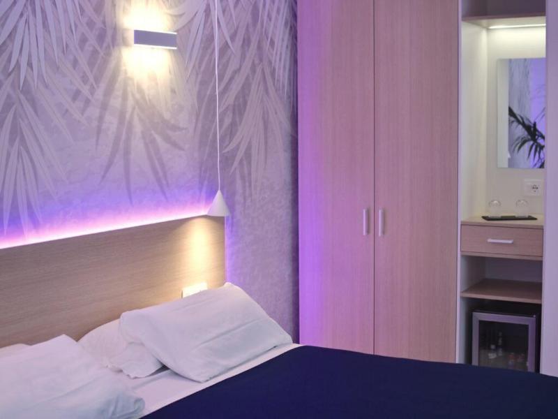 Bajamar Beach Hotel image